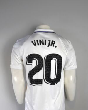 Real Madrid thuisshirt 2022-2023 Vinicius Júnior maat - M
