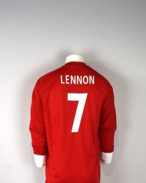Engeland uitshirt 2010-2012 Aaron Lennon maat - XL